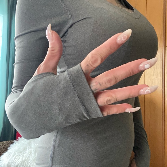 Nike long sleeve grey running top - Picture 3 of 7